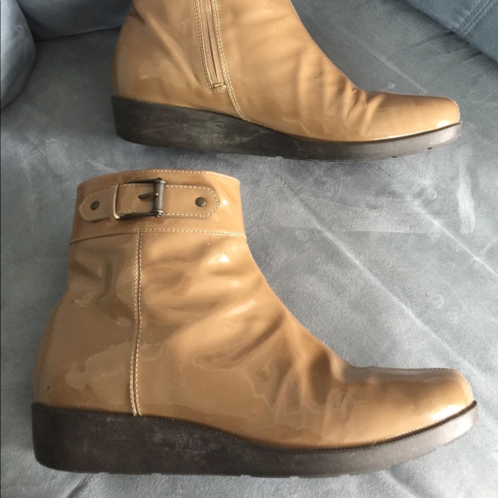 Cole Haan Waterproof Boots Size 9AA